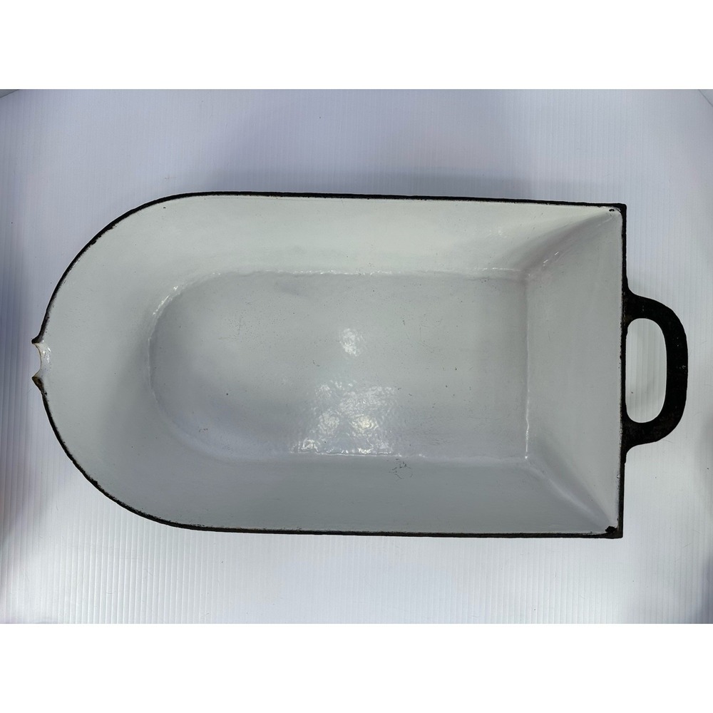 Vintage Cast Iron 6 1/2 Roasting Pan Spout White Porcelain Lined Crown Embossed